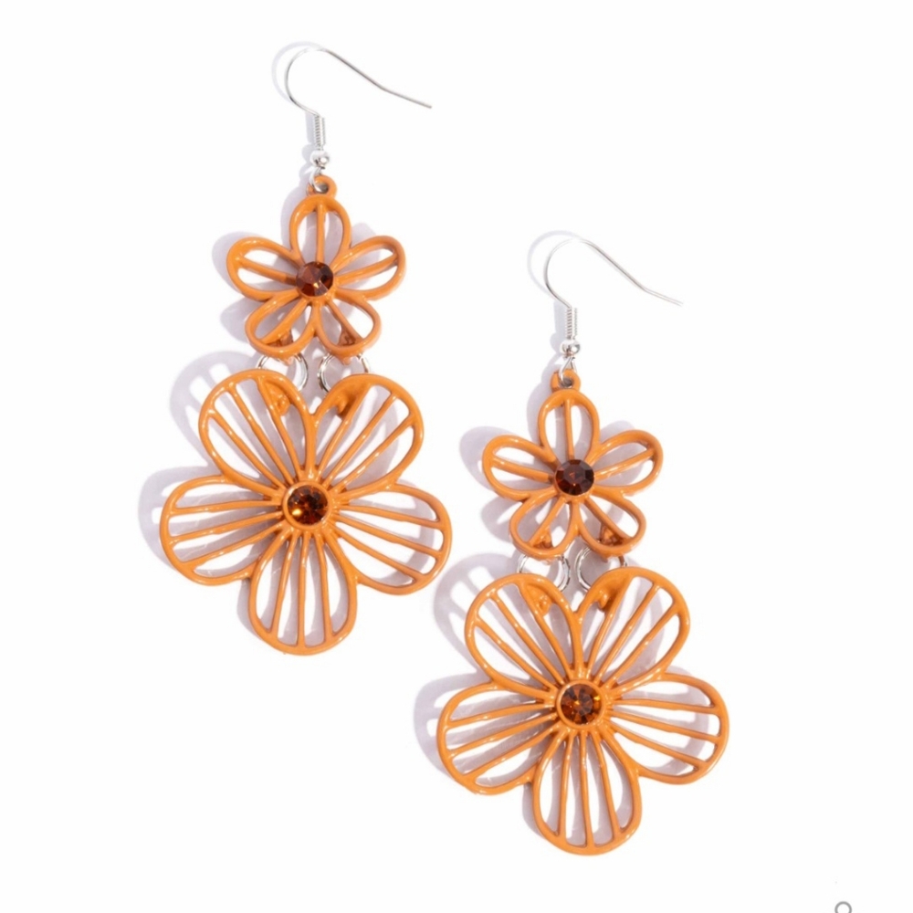 Flower earrings